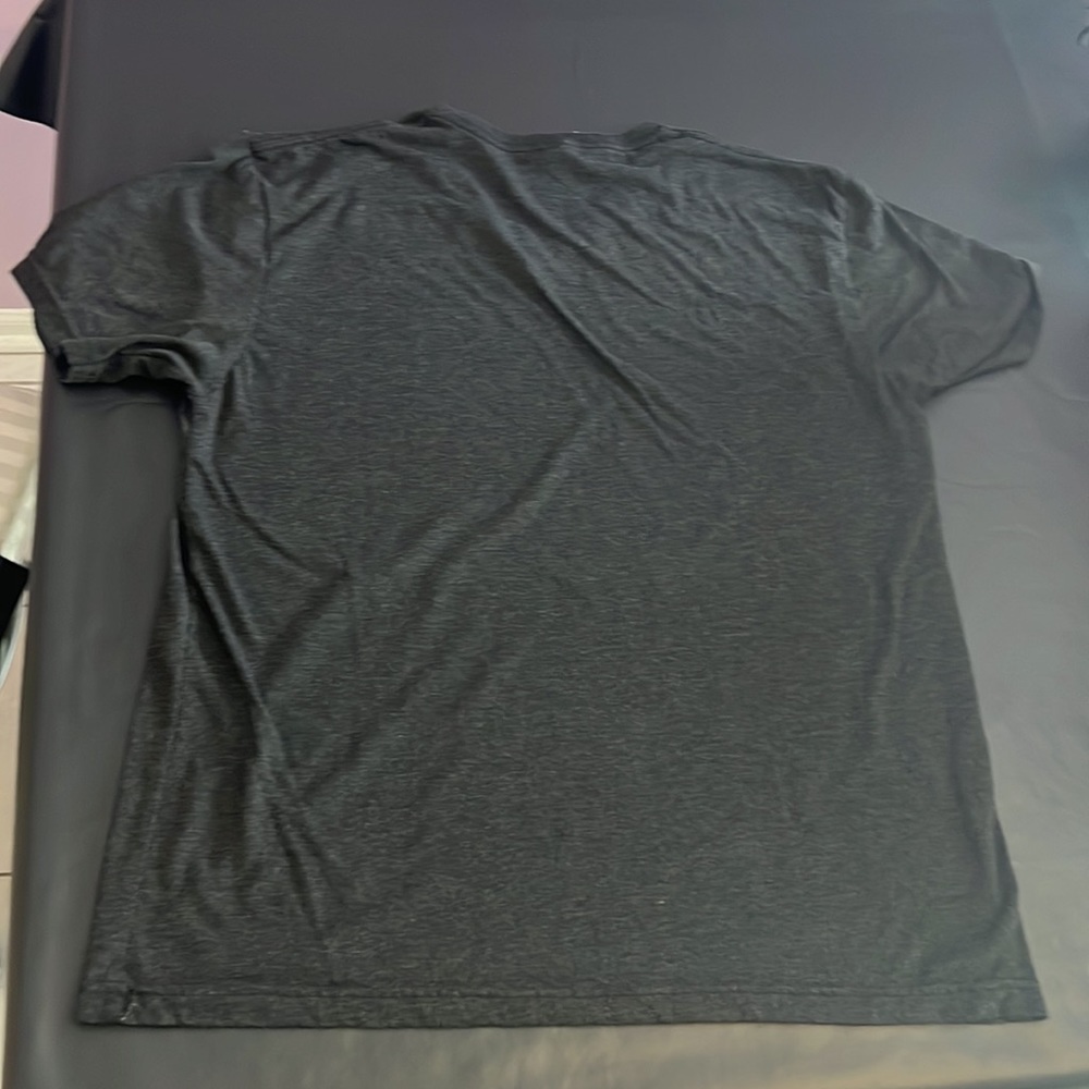 Women’s USPS vneck tshirt - Picture 5 of 5